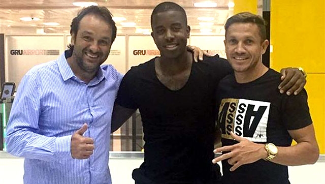 Matheus Humberto chega ao Japão para ser camisa 10 do Thespakusatsu