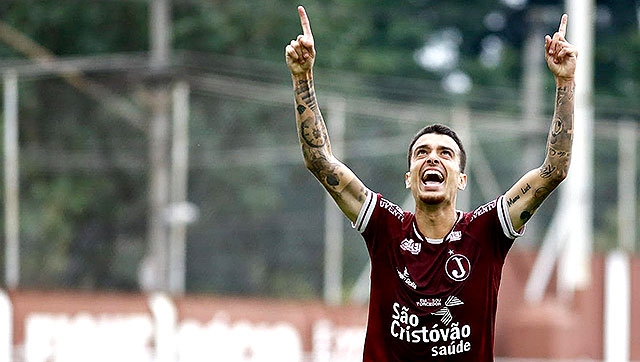 Bruno Xavier marca dois gols em sua estreia com camisa do Juventus