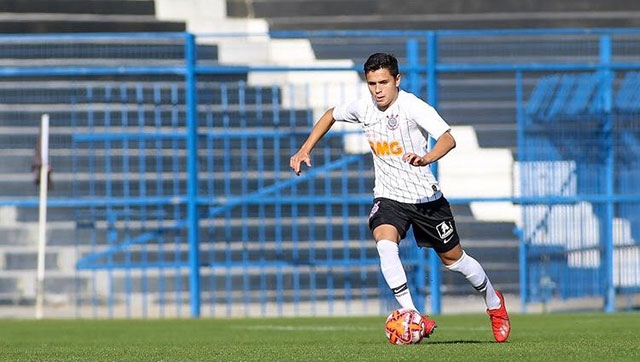 Com apenas 16 anos, Thomas Agustin é convocado para jogo do Corinthians no Paulistão Sub-20