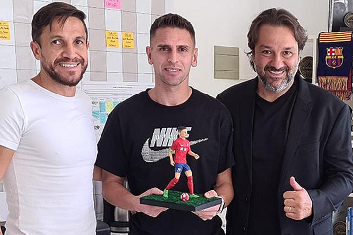 Homenagem da CSR Sports ao meia Ivo