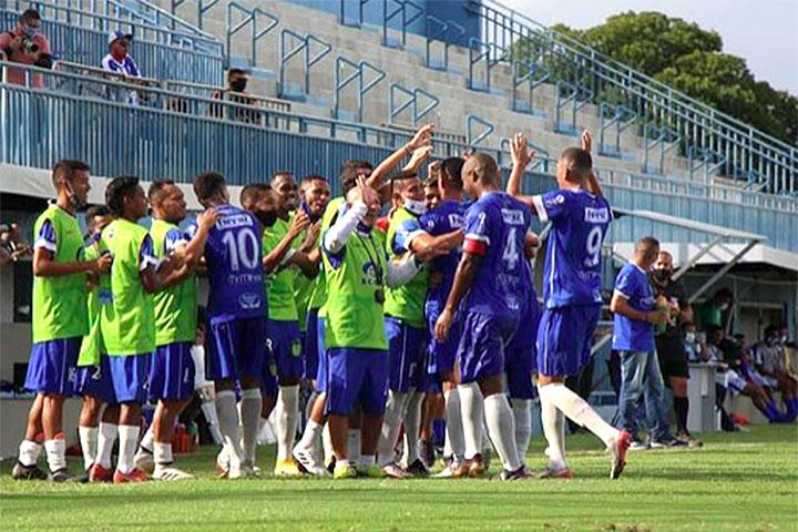 Lucas Gadelha marca 1º gol pelo Nacional-AM