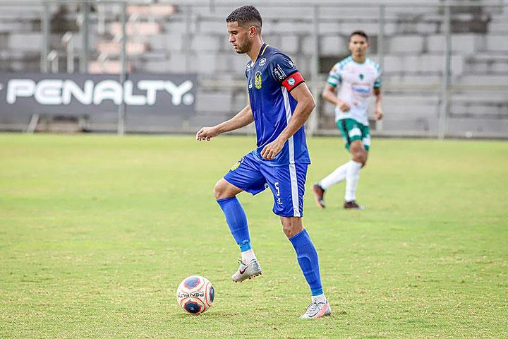 Zagueiro Anderson Bandeira é novo cliente CSR Sports