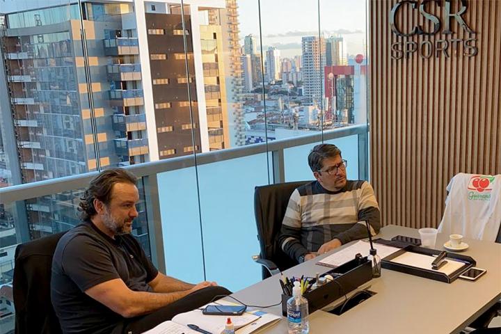 Representantes Ivo10 Brazil visitam estruturas de base dos principais times de futebol de São Paulo
