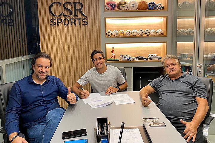 Volante Arthur Pelagio, destaque do Varginha, é novo atleta com carreira gerenciada pela CSR Sports