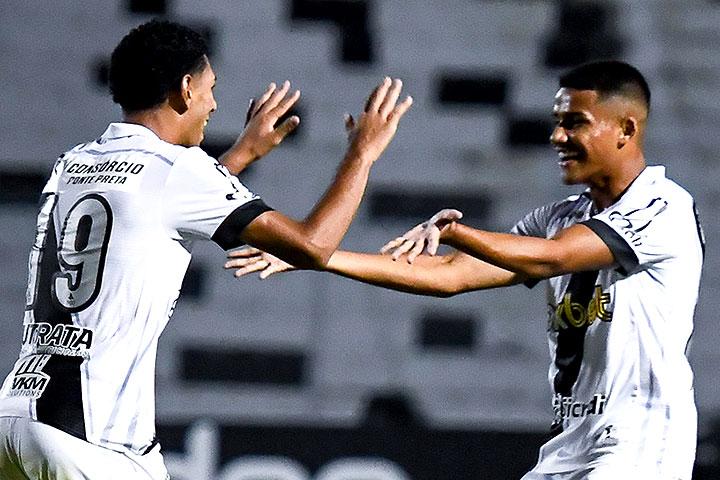 Atacante Josiel marca e dá assistência em virada histórica da Ponte Preta sobre Coritiba