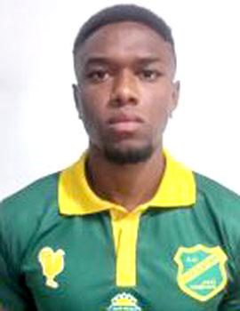 Ifeanyi é campeão da Liga Revelação Sub-23 2021/2022 com Estoril Praia, de  Portugal - CSR Sports