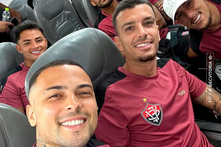 Título Notícias