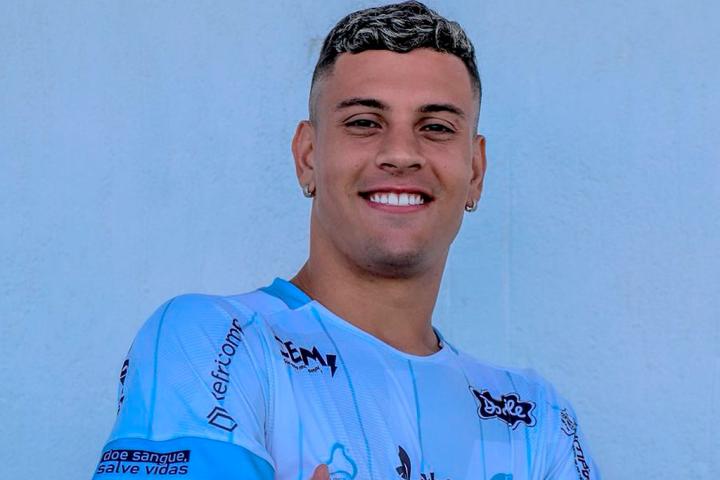 Título Notícias